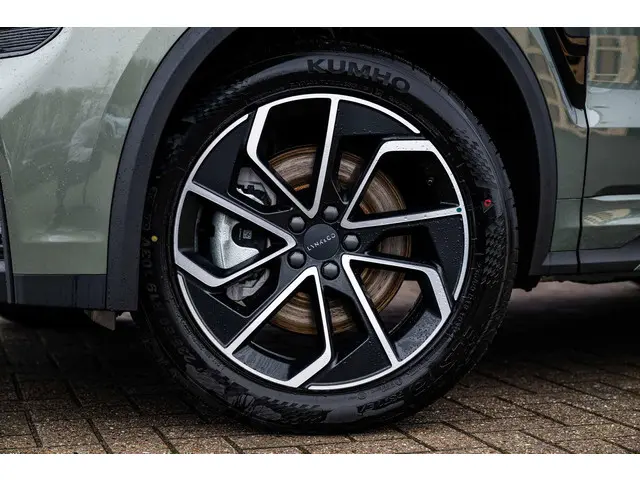 Lynk & Co 01 1.5 Core 2026 Hybride Benzine 31