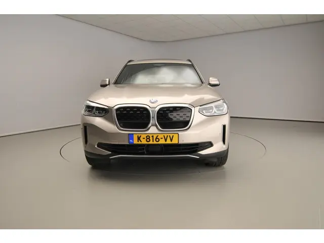 BMW iX3 High Executive 80 kWh 2021 Elektrisch 5