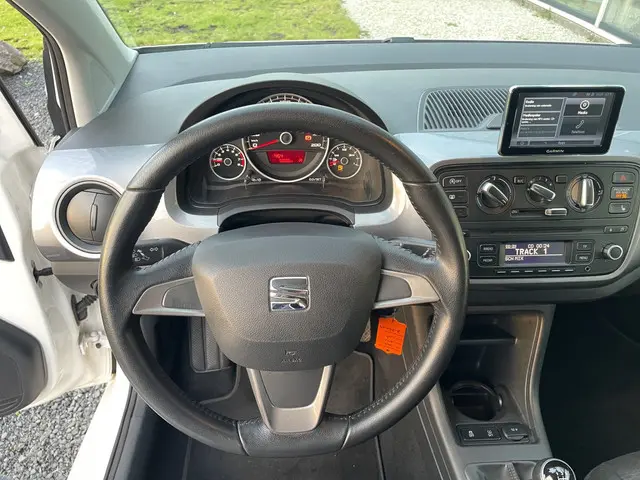 SEAT Mii 1.0 Sport Dynamic 2015 Benzine 3