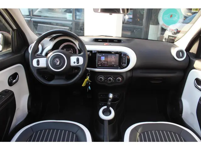 Renault Twingo 0.9 TCe Intens 90 pk EDC 2020 Benzine 9