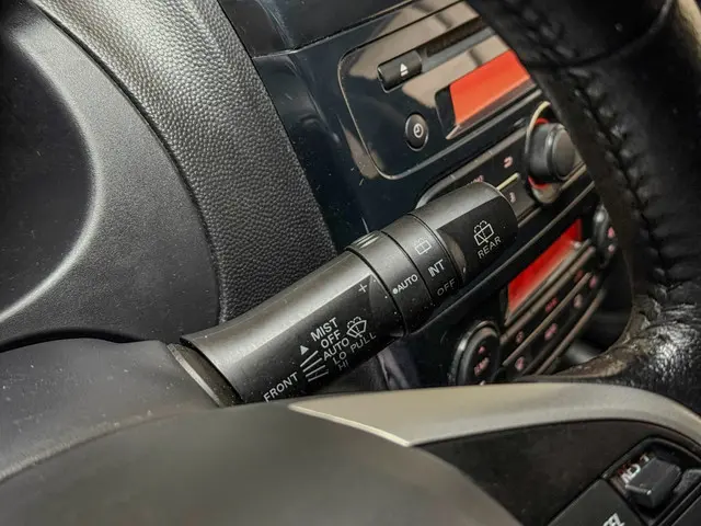 Mitsubishi Space Star 1.2 Intense 2015 Benzine 15