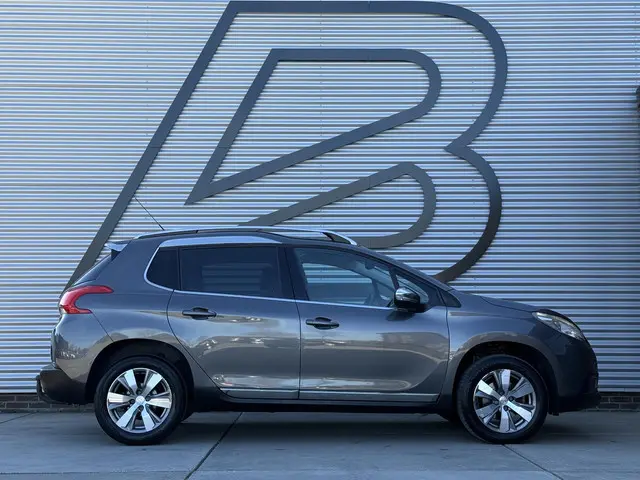 Peugeot 2008 1.2 PureTech Allure 2016 Benzine 6