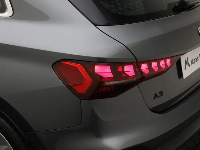 Audi A3 Sportback 35 TFSI/150PK S Line 2025 Benzine 32