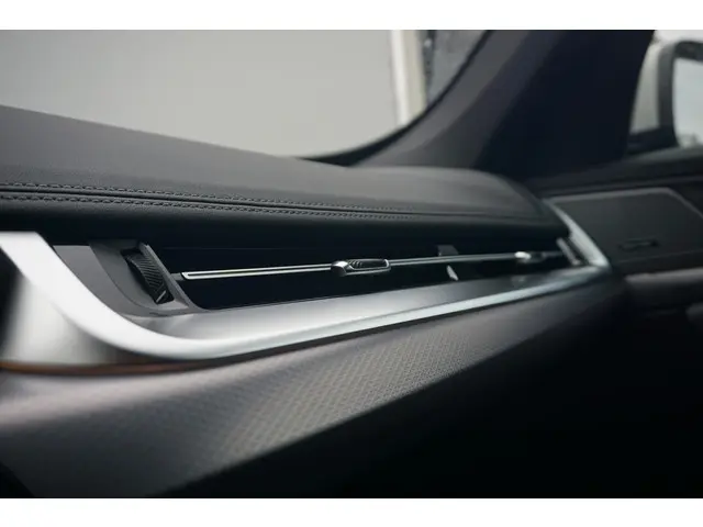 BMW iX1 eDrive20 M Sport 2025 Elektrisch 26