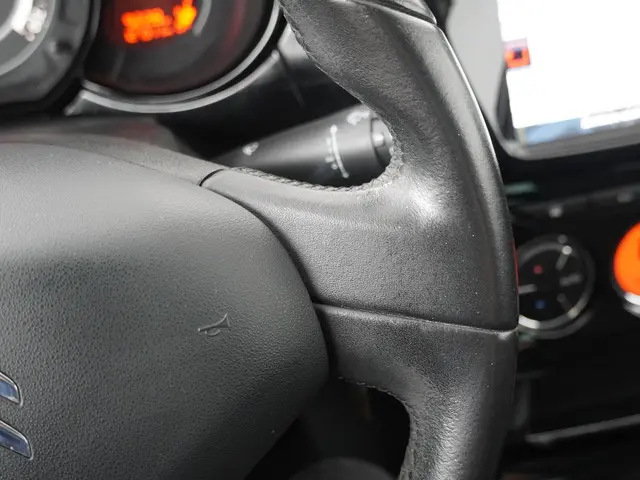 Citroën C3 1.2 PureTech Collection 2015 Benzine 16