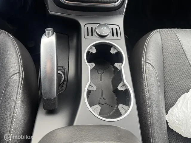 Ford Kuga 1.6 Titanium 2014 Benzine 29