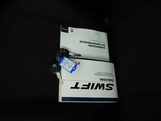 Suzuki Swift 1.2 Select Smart Hybrid 2022 Benzine 18