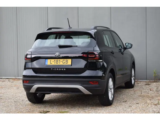 Volkswagen T-Cross 1.0 TSI Life 2021 Benzine 24