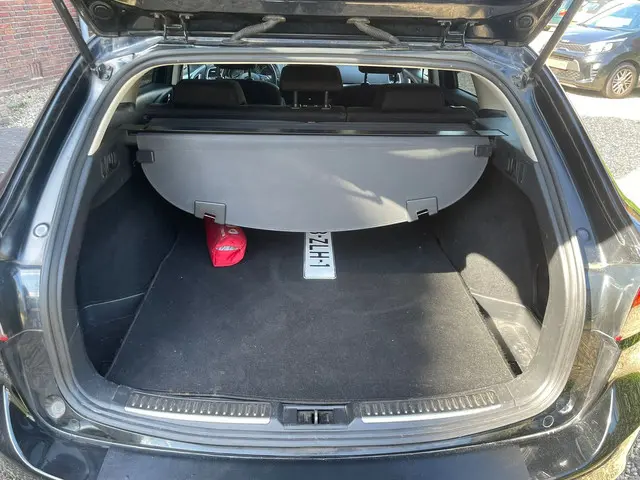 Mazda 6 Sportbreak 2.0 TS+ Lease Pack 2012 Benzine 23