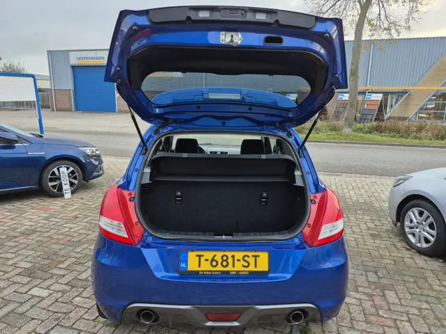 Suzuki Swift 1.6 Sport 2014 Benzine 11