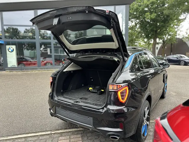 Lynk & Co 01 1.5 2022 Hybride Benzine 5