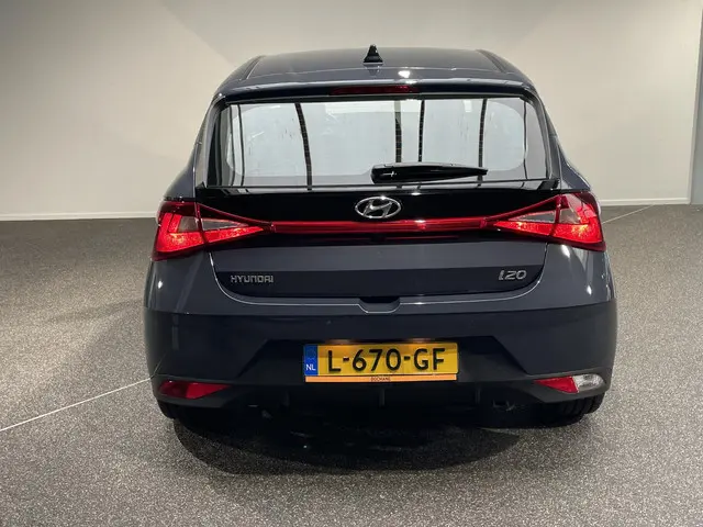 Hyundai i20 1.0 T-GDI Comfort Smart 2021 Benzine 18