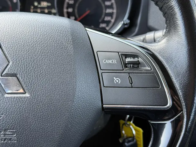 Mitsubishi ASX 1.6 Cleartec Bright 2015 Benzine 14