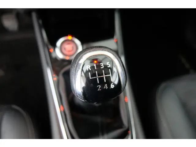 Nissan Pulsar 1.2 DIG-T N-Connecta 2016 Benzine 14