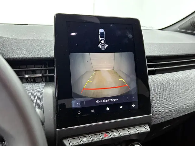 Renault Clio 1.0 TCe 90 GPF techno 2025 Benzine 12