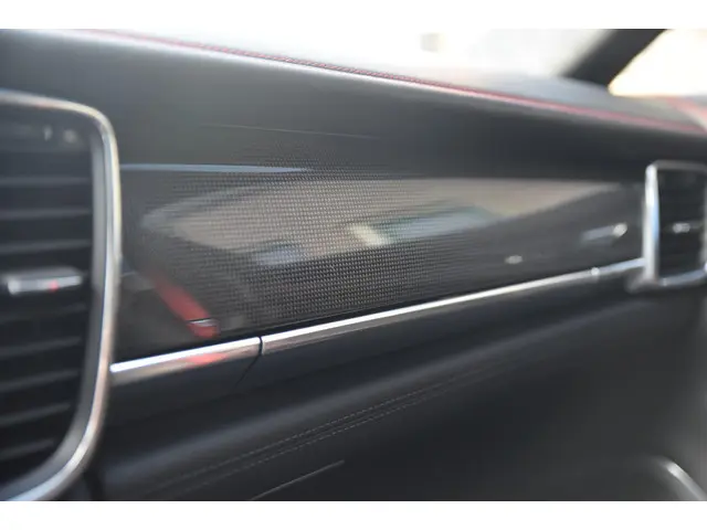 Porsche Panamera 4.8 GTS 2012 Benzine 38