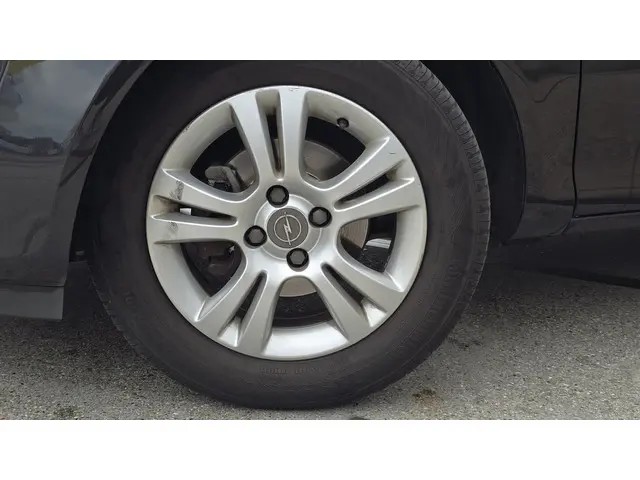 Opel Corsa 1.2-16V Berlin 2014 Benzine 11