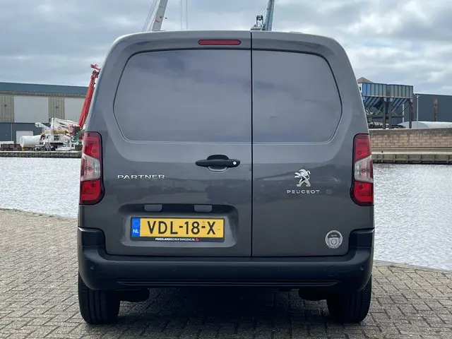 Peugeot Partner bestel 1.5 BlueHDI Asphalt 2019 Diesel 10