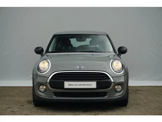 MINI 5-Deurs 1.5 One First 2018 Benzine 5