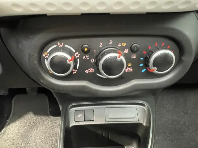 Renault Twingo 1.0 SCe Collection 2020 Benzine 10