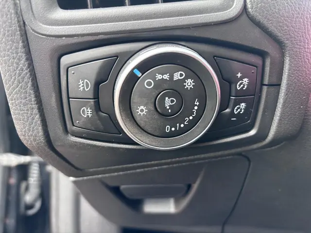 Ford Focus Wagon 1.0 EcoBoost Titanium 2015 Benzine 21