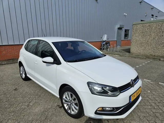 Volkswagen Polo 1.0 Cruise/Airco/5Deurs 2015 Benzine 4