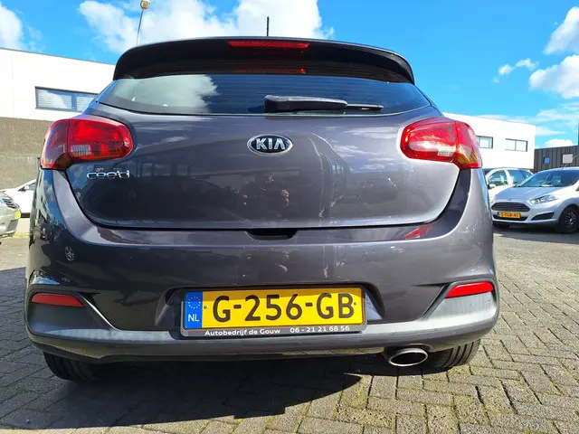 Kia cee'd 1.4 CVVT 5-deurs 2014 Benzine 8
