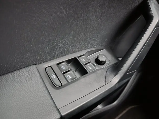 SEAT Arona 1.0 TSI Style 2022 Benzine 21