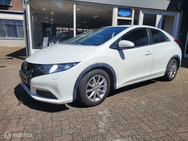 Honda Civic 1.4 Comfort cruise/clima/trekhaak 2014 Benzine 8