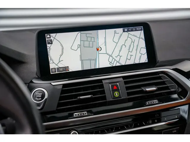 BMW X4 xDrive20i High Executive Edition 2020 Benzine 18
