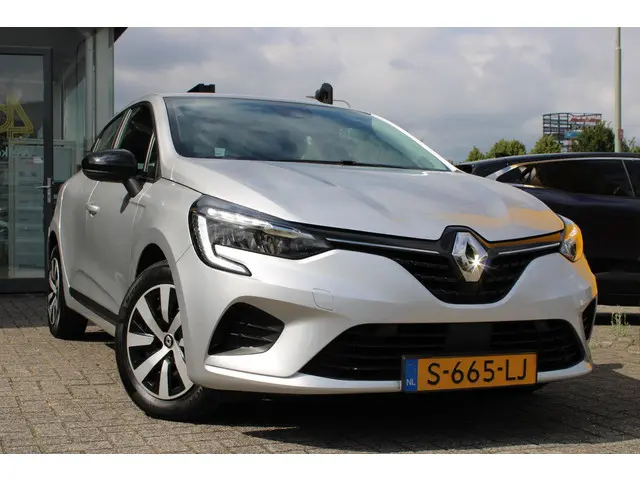 Renault Clio TCe 90 Equilibre 2023 Benzine 3