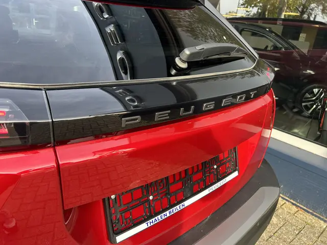 Peugeot 2008 1.2 Turbo 100PK Allure 2024 Benzine 22