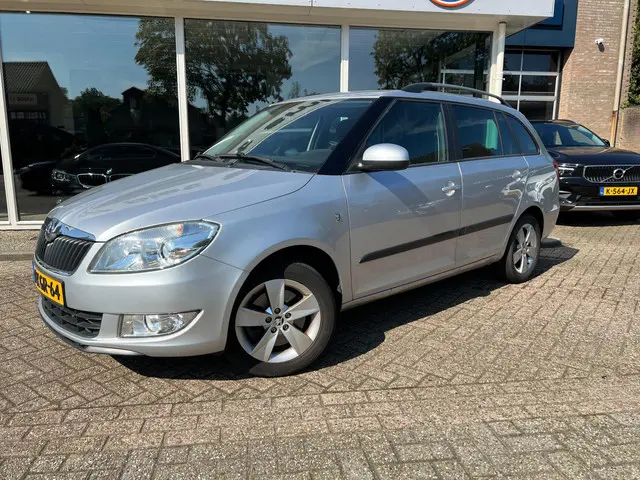Škoda Fabia Combi 1.2 TSI Fresh 2013 Benzine 2