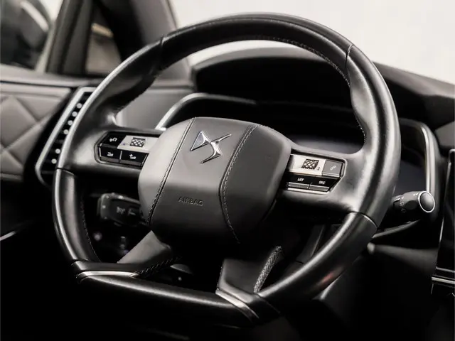DS DS 7 Crossback 1.6 PureTech Deluxe 2019 Benzine 20