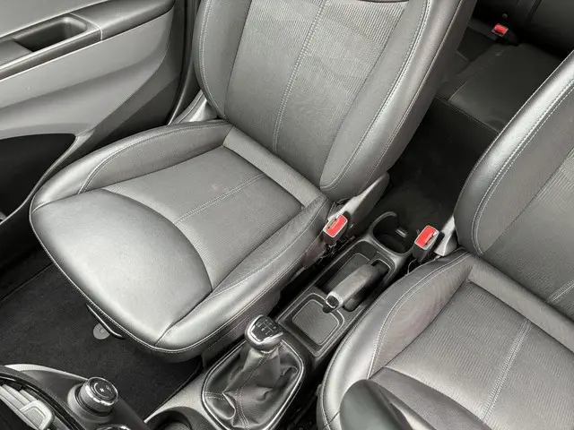 Opel KARL 1.0 ecoFLEX Innovation 2017 Benzine 12