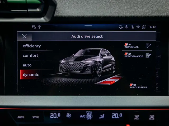 Audi RS3 Sportback 2.5 TFSI quattro 2025 Benzine 40