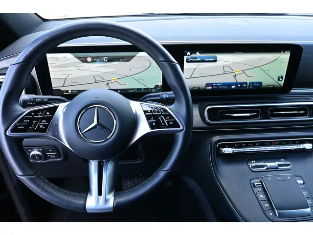Mercedes-Benz V-Klasse 300d L3 Avantgarde 2024 Diesel 18