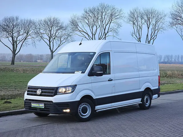 Volkswagen Crafter 35 2.0 2024 Diesel 2