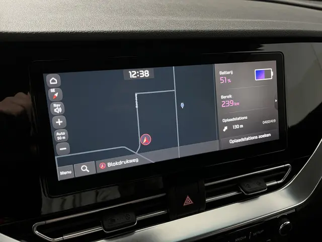 Kia e-Niro DynamicLine 64 kWh 2021 Elektrisch 16