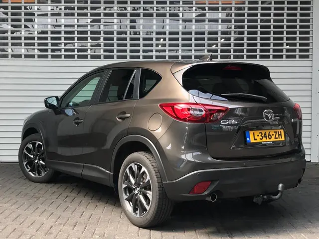 Mazda CX-5 2.0 SkyActiv-G 165 S 2WD 2017 Benzine 3