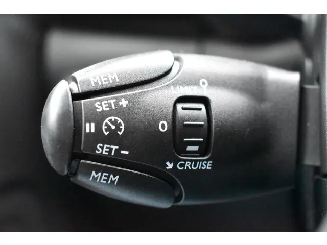 Citroën C3 PureTech 110 Feel 2019 Benzine 14