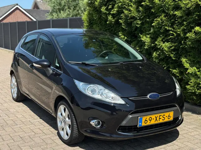 Ford Fiesta 1.25 Titanium Bluetooth Trekhaak 2012 Benzine 9