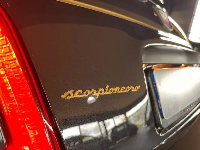 Abarth 500 595 1.4 T-Jet Scorpioneoro 2021 Benzine 9
