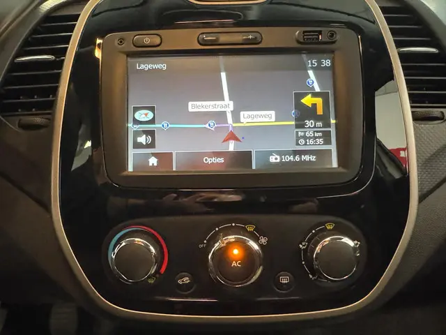 Renault Captur 0.9 TCe Dynamique 2013 Benzine 19