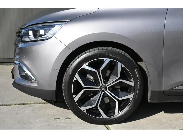 Renault Scénic TCe 140 Intens 2022 Benzine 6