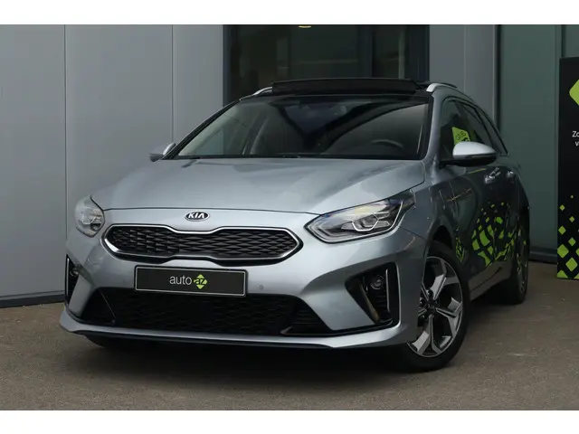 Kia cee'd 1.6 GDI PHEV DynamicLine 2020 Hybride Benzine 36