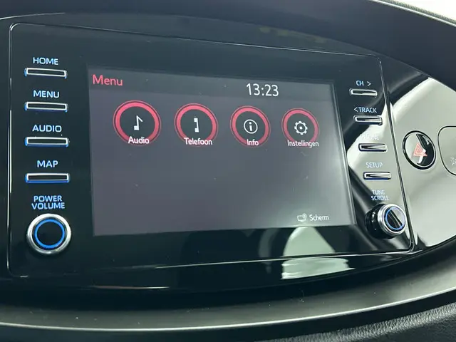 Toyota Aygo X 1.0 VVT-i MT Play 2023 Benzine 26