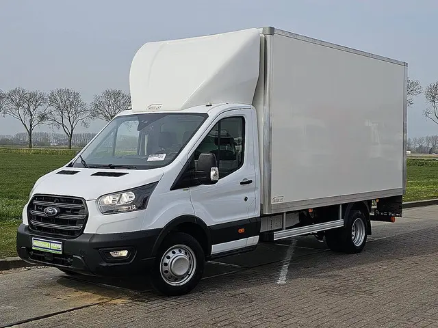 Ford Transit 2