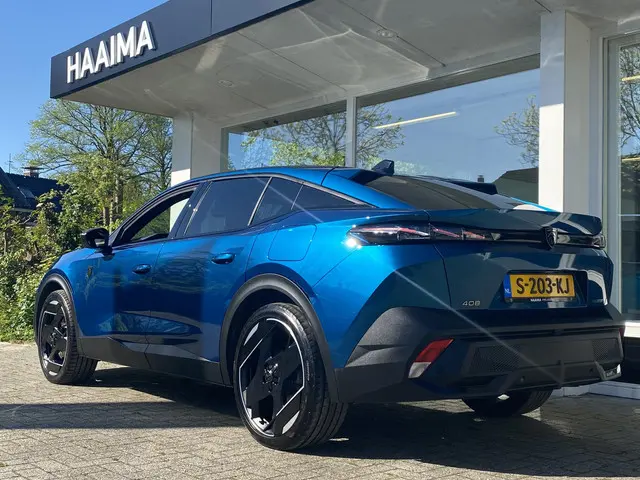 Peugeot 408 1.6 Hybrid GT 2023 Hybride Benzine 4