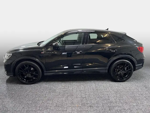 Audi Q3 Sportback 35 TFSI S-Line 2021 Benzine 31